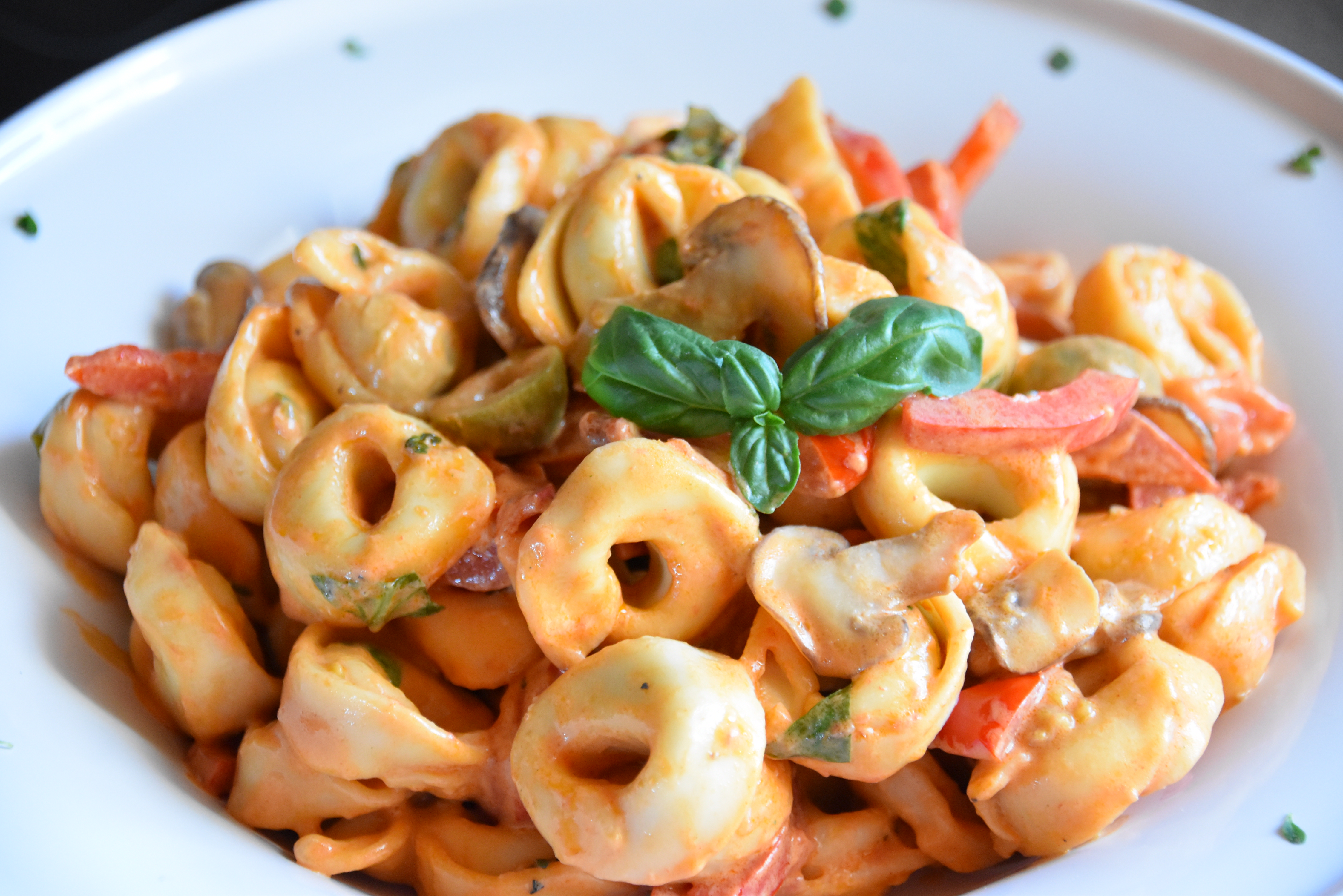MediterranerTortelliniSalat